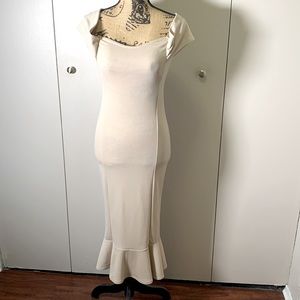 Pretty Little Things Elegant Dress